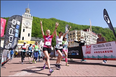 Более 2000 любителей бега приняли участие в фестивале "Rosa Run" в Сочи