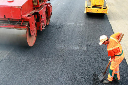 В Сочи продолжается ремонт дорог