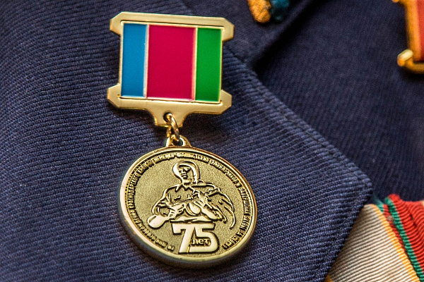 Сочинским ветеранам вручили памятные медали