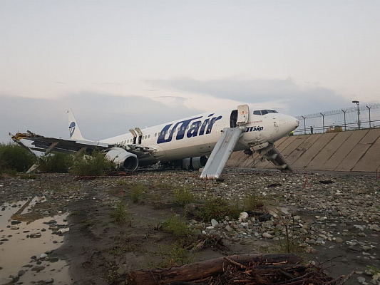 Пассажирам пострадавшего самолёта в Сочи оказана вся необходимая помощь